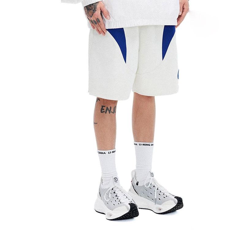 Li Ning Color Block Mid Rise Straight Loose Sports Shorts Men shorts Off-White Shadow-Purple Blue AKSU165-2