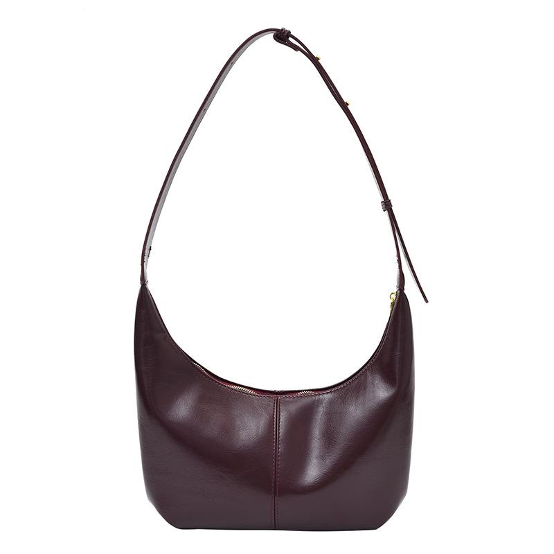 

Женская сумка через плечо, нишевый дизайн, привлекающая внимание. красный