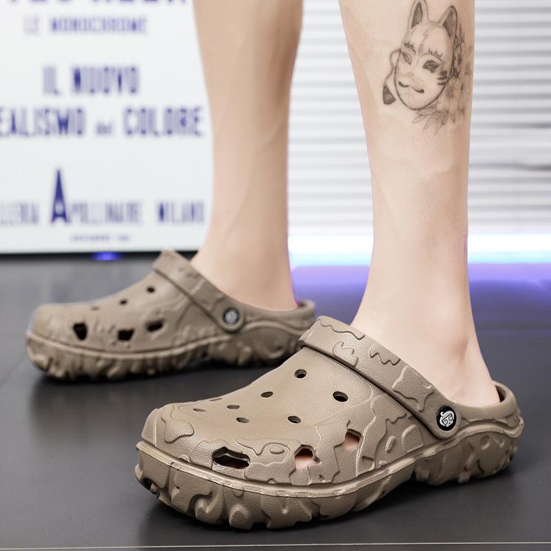 Summer Men's Clogs Sandals Beach Slippers Men Shoes Home Platform Shoes Solid Color Light Luxury Breathable Sandals