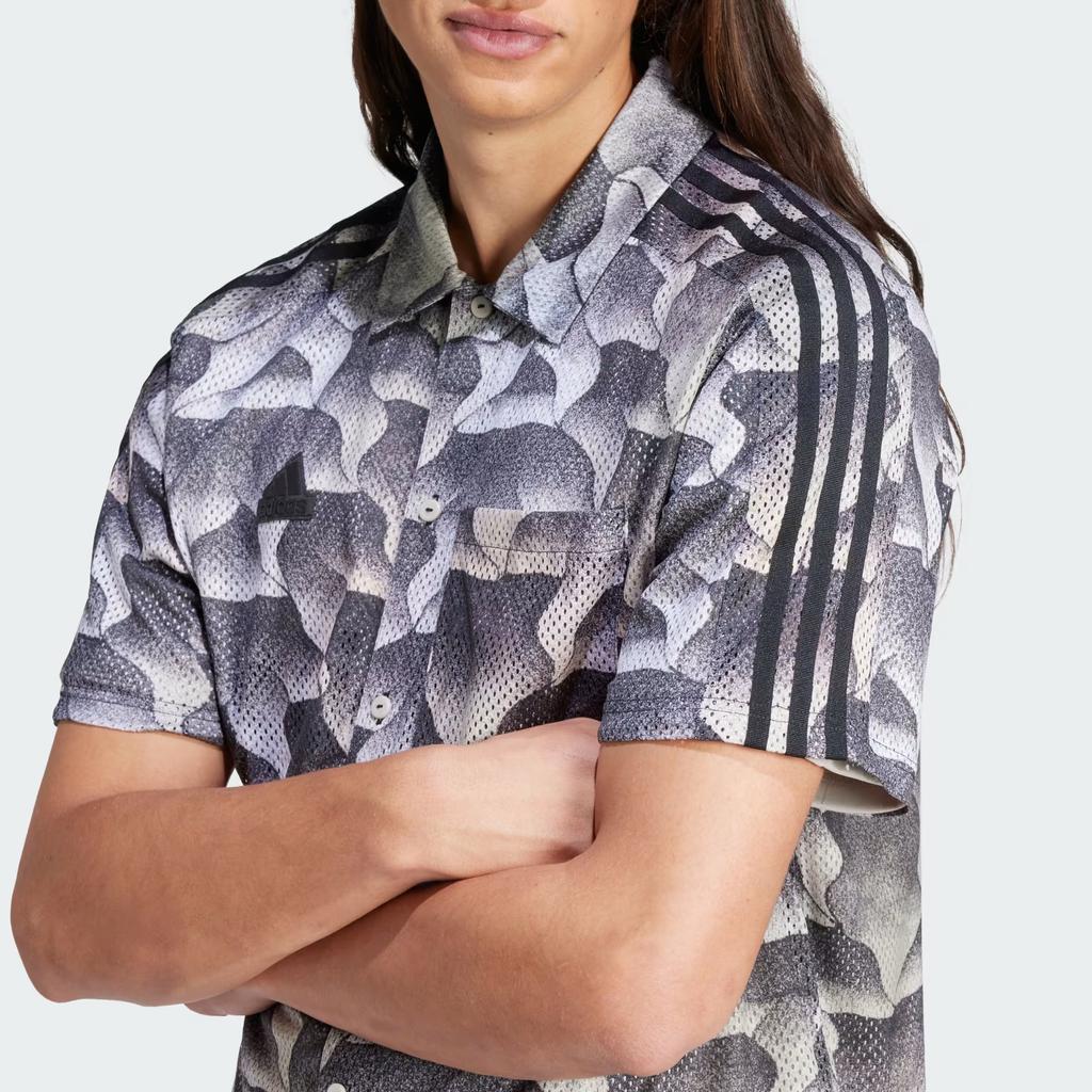 adidas Tiro Síťovaná košile s celoplošným potiskem pro volný čas s prodyšným límcem Pánská trička Šedá IS1532