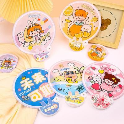 5 Stück Universeller Cartoon Niedlicher Faltfächer Mini Dekorativer Runder Taschenfächer mit Reflektierender Platte Handfächer Kindergeschenk
