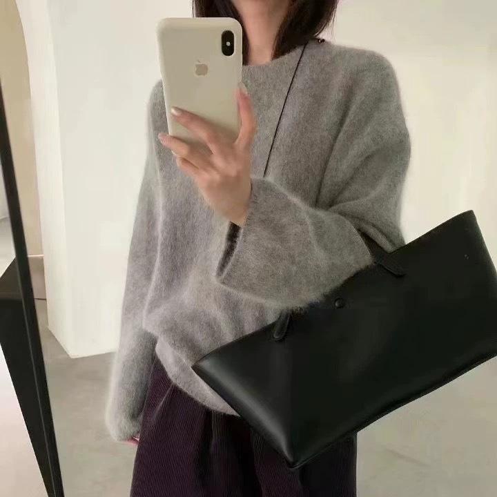 Měkký a nadýchaný svetr pro ženy k nošení ven na podzim a v zimě, s volným a ležérním stylem