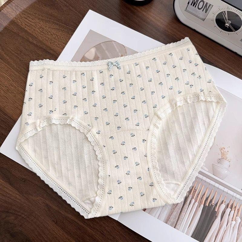 Ladies Spring and Autumn Sweet Floral Cotton Extended Crotch Hip Breathable Waist Triangle Briefs