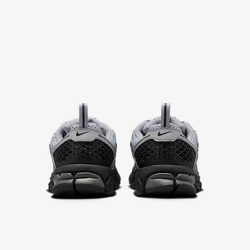 Nike Women's Vomero 5 Running Shoes