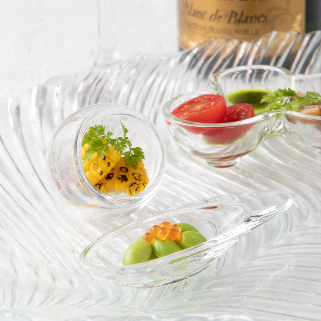 Toyo Sasaki Glass Flower Ornament Amuse-bouche Cups, Set of 6, Glass Bowls, Dishware, Small Plates, TS44031