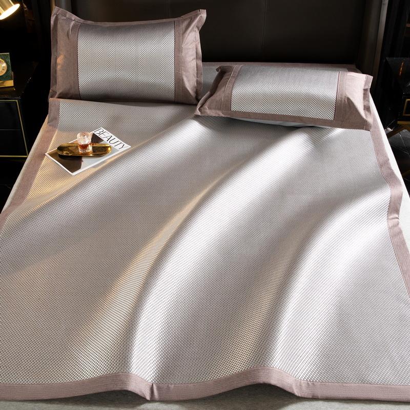 Summer Cooling Mattress Couple Cool Sleeping Mat Ice Cold Feeling Sheet 150 Single Double Folding Bed Protection Pad
