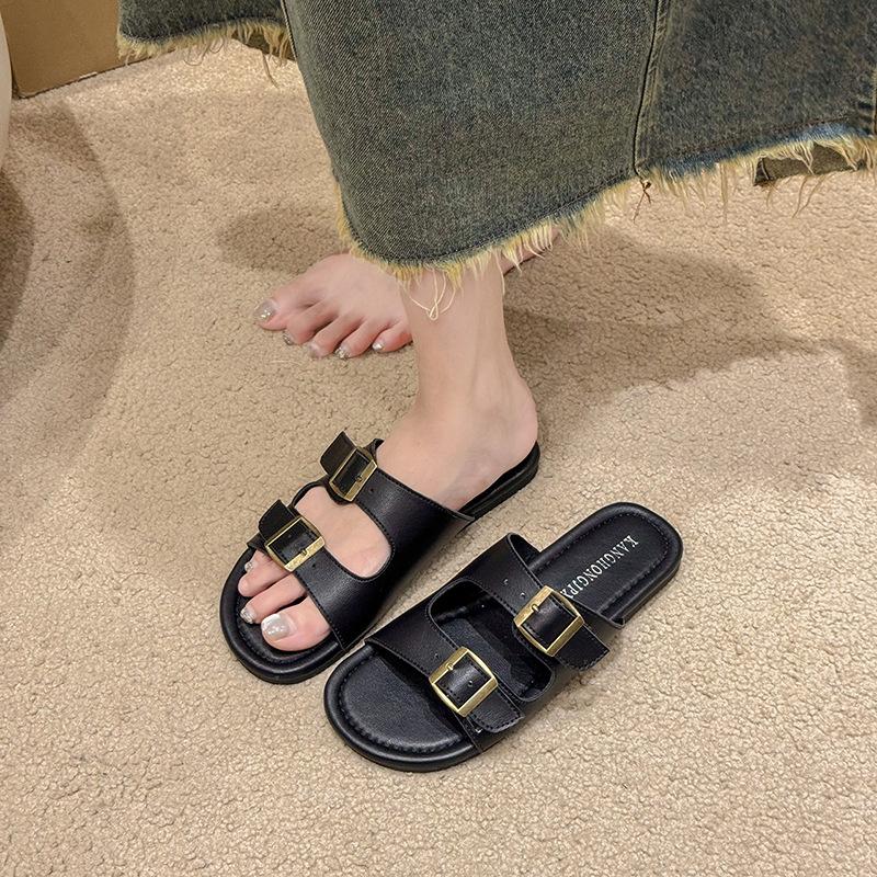 2025 spring new slippers women's summer wear flat-bottomed silver retro beach cool slippers women