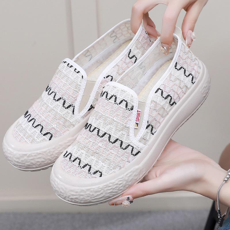 

Summer women s casual fashion simple breathable net shoes light soft sole fisherman shoes versatile thick sole one pedal student shoes 35 розовый