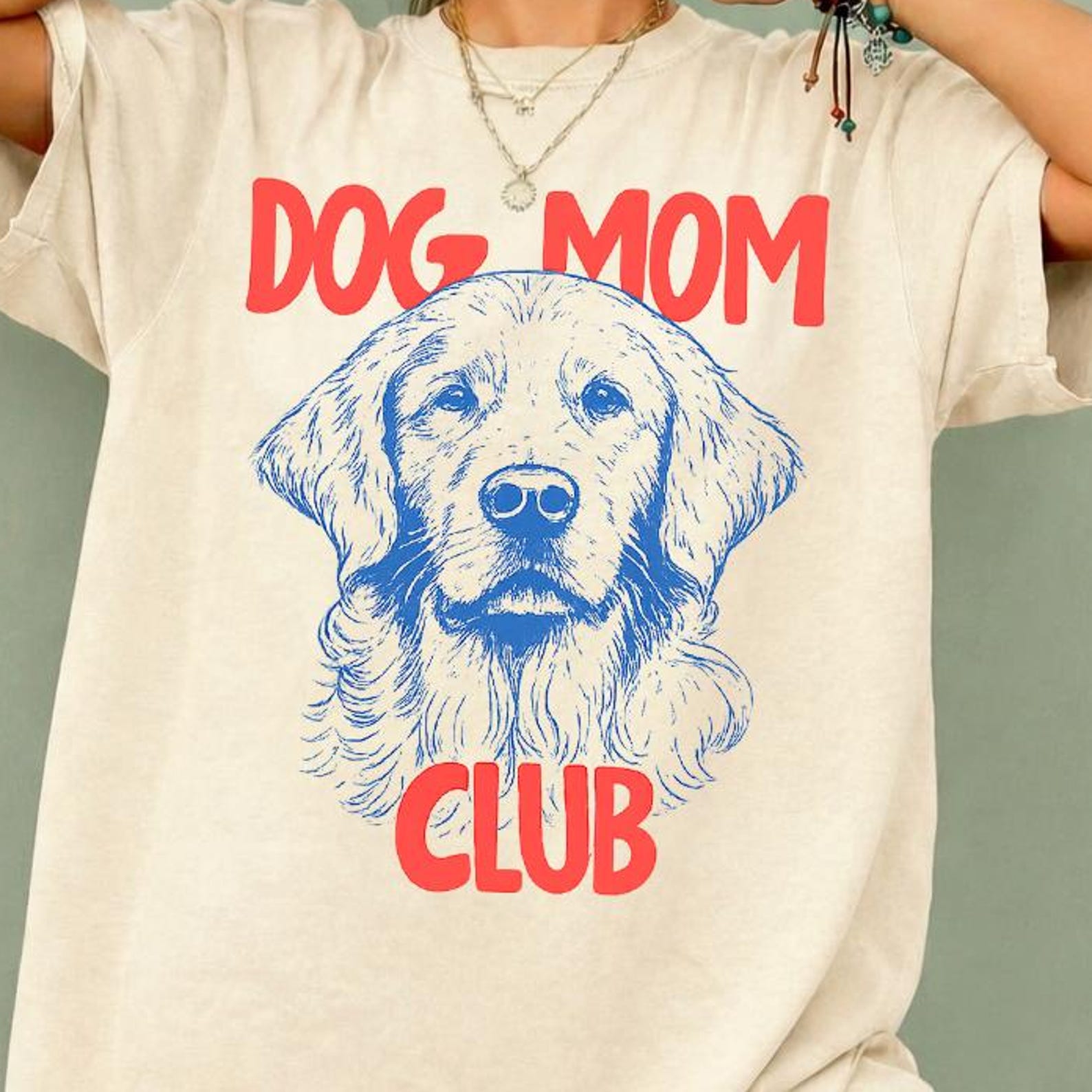 Dog Mom Club Shirt, Golden Retriever Graphic Tee, Cute Dog Lover Gift, Pet Mom Shirt, Vintage Puppy Graphic Tee, Dog Owner Apparel L