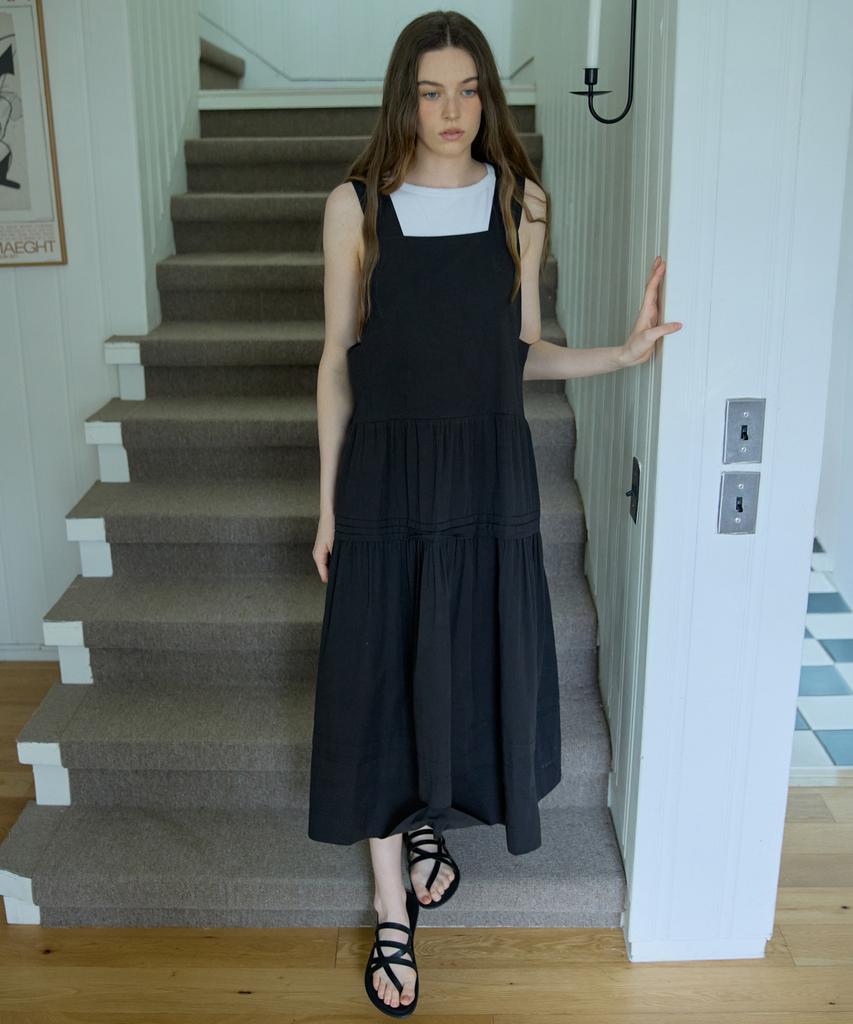 Opeundoeoseutyudio Pintuck Pleated Long Dress Black