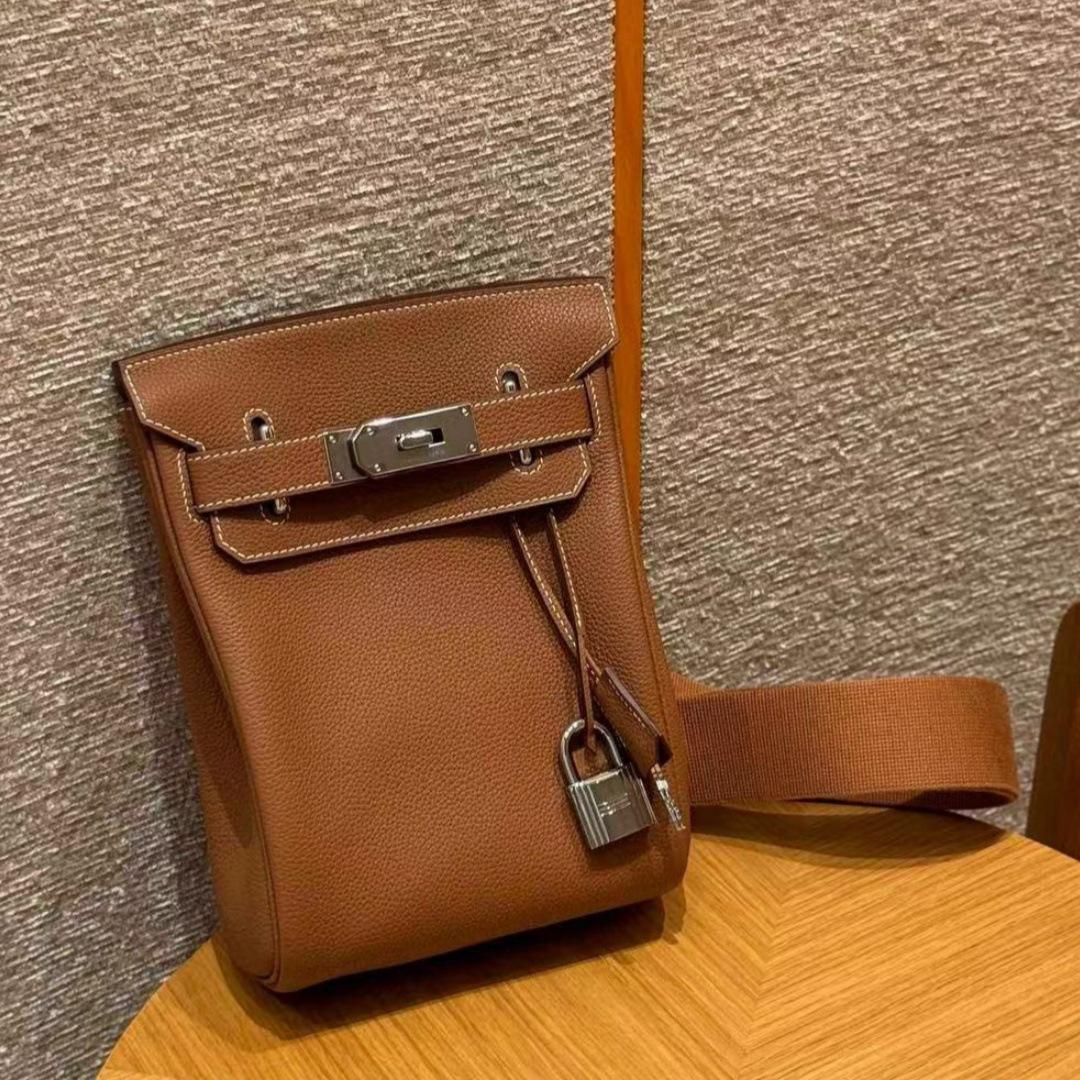 

Новый стиль Унисекс Сумка на одно плечо TOGO Верхний слой коровьей кожи Фурнитура Пять золотых Высококачественная кожа 100% ручная работа Женская сумка 28x18x8 plus коричневый