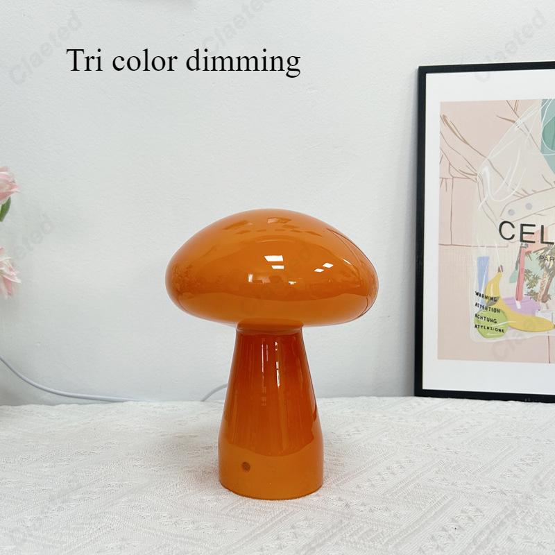 Creative New LED Mushroom Small Desk Lamp Study Bedroom Bedside Romantic Atmosphere Decorative Lighting