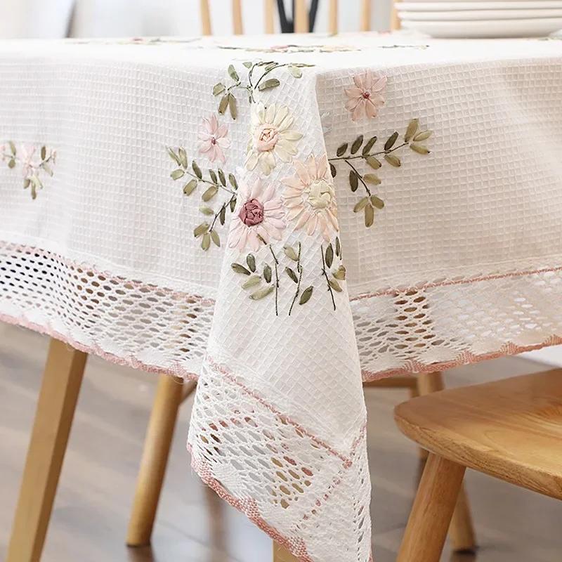 Europe Flowers Tablecloth White Hollow Lace Cotton ChristmasTable Cloth Floral Stereo Embroidery Dinner Cover Wedding Banquet (WHITE,60 X 60cm) белый