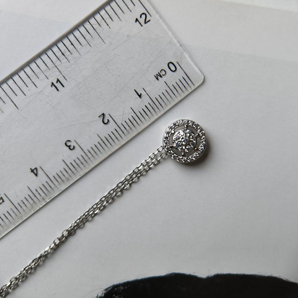 Silver Necklace with Cubic Zirconia, Item Weight 2.23 G (2184393)
