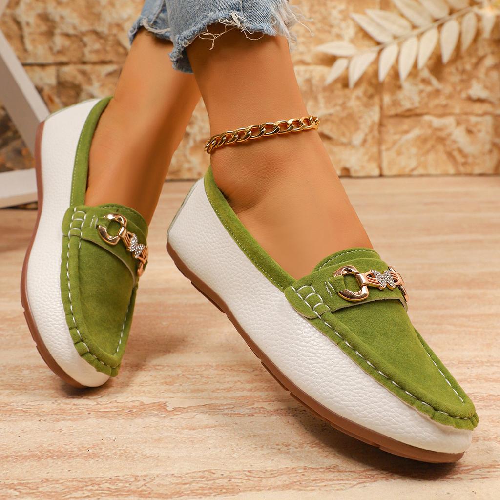 Flat-bottomed casual single shoes shallow-mouth Doudou shoes 22 new metal chain large-size mother shoes