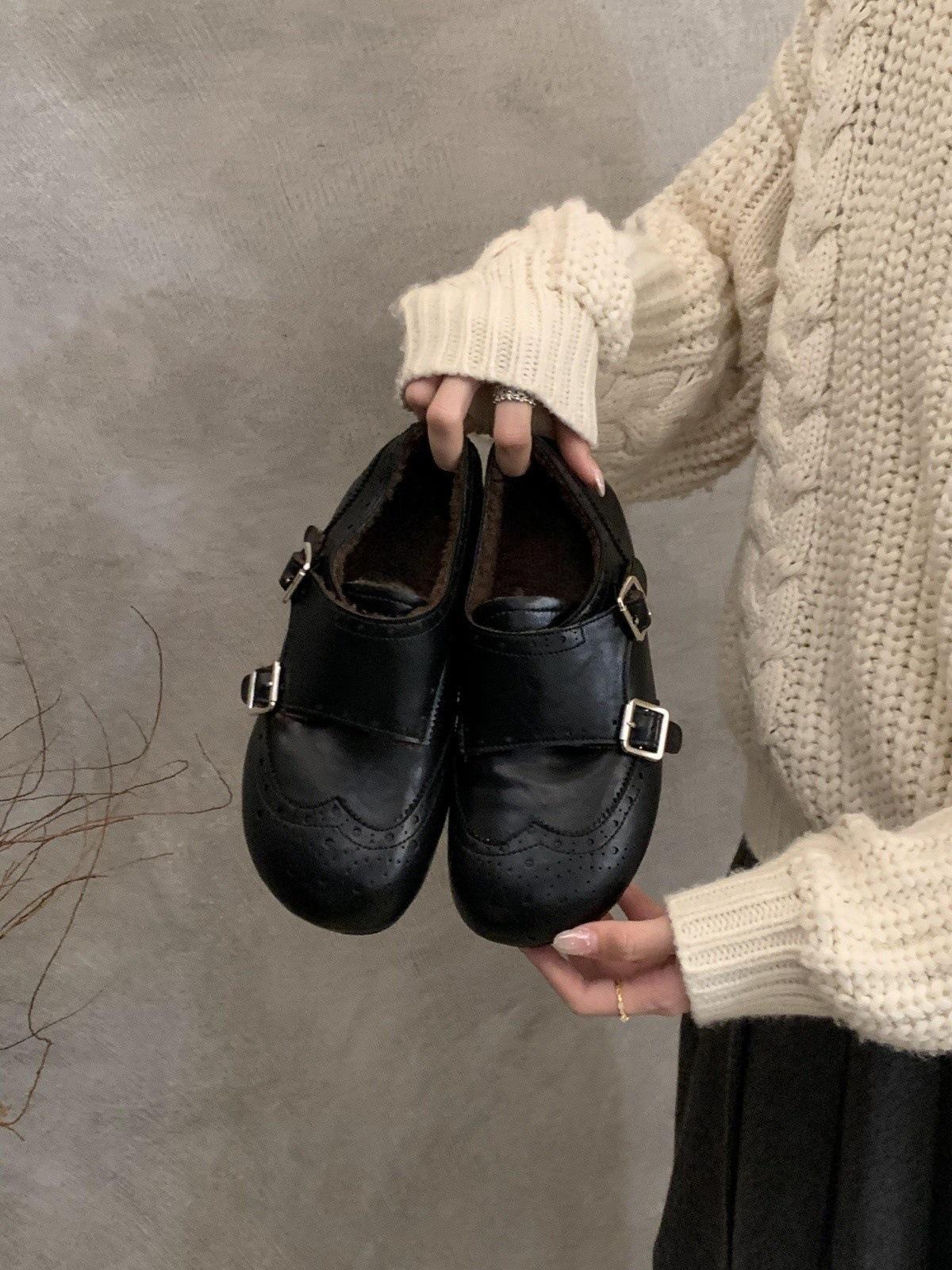 Brock small leather shoes carved loafers British style small leather shoes velvet single shoes 35