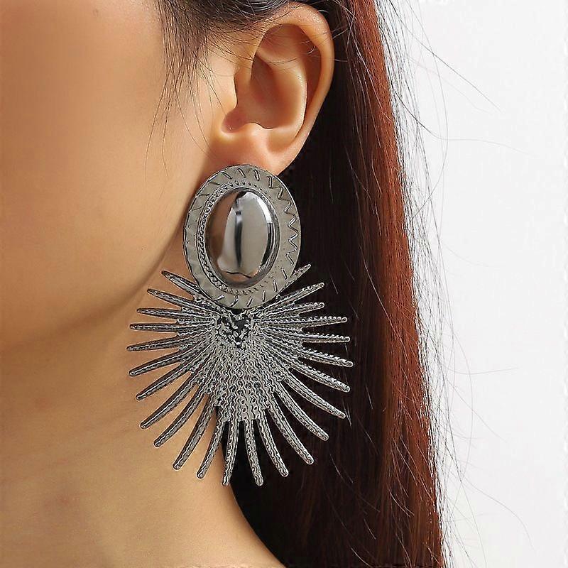 Fashionable and popular jewelry exaggerated earrings fashionable earrings earrings high-end earrings silver