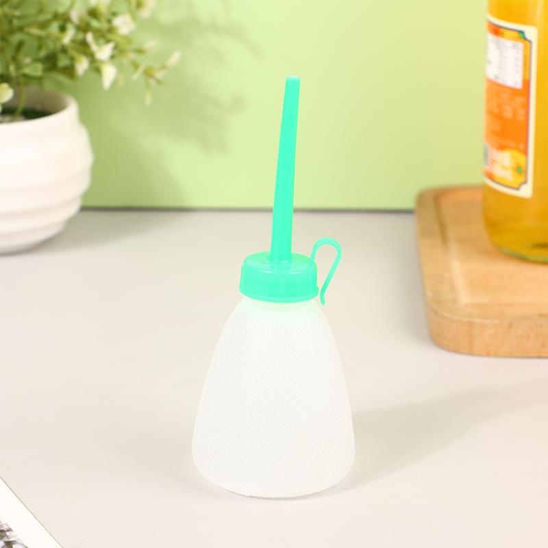 1Pc Oil Liquid Can Pump Oiler 60Ml Plastic Bottle For Old-Fashioned Household Industrial Flat Lockstitch Sewing Machine