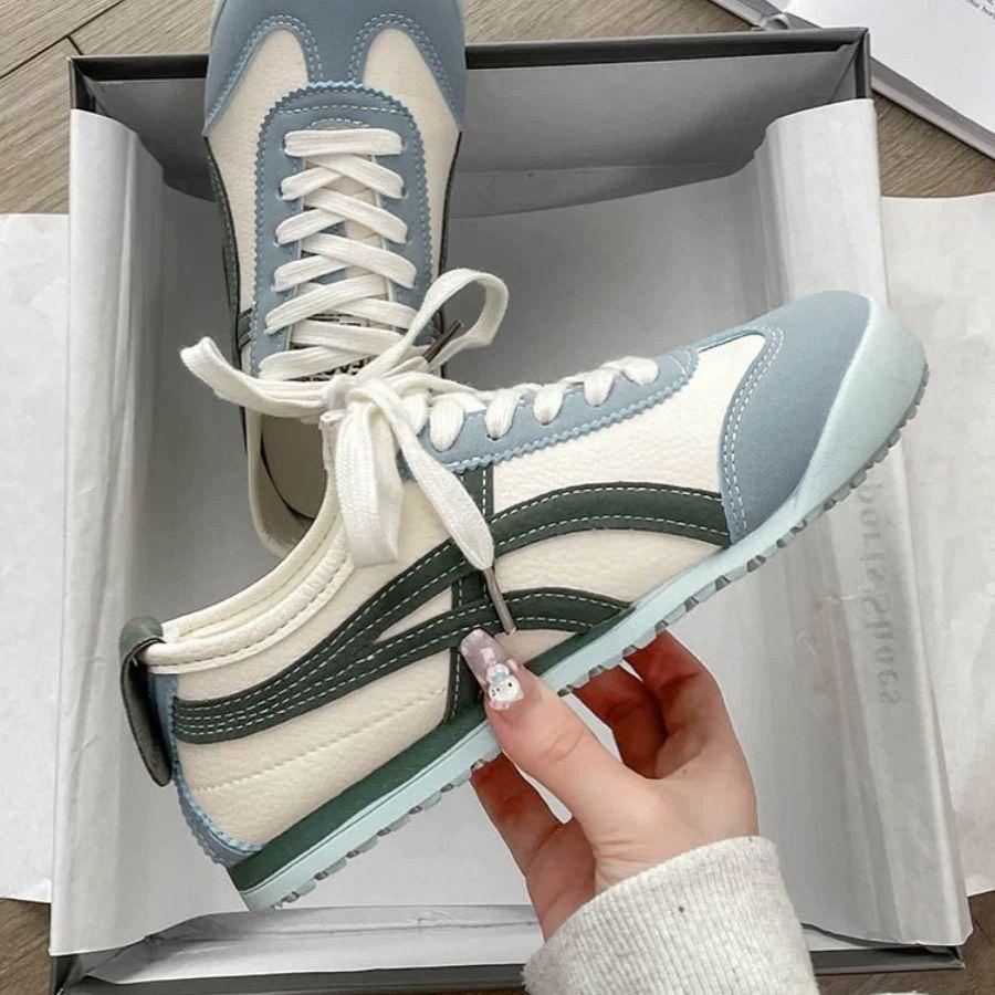 Lace-up flat white shoes women's autumn new casual shoes board shoes student sports shoes women
