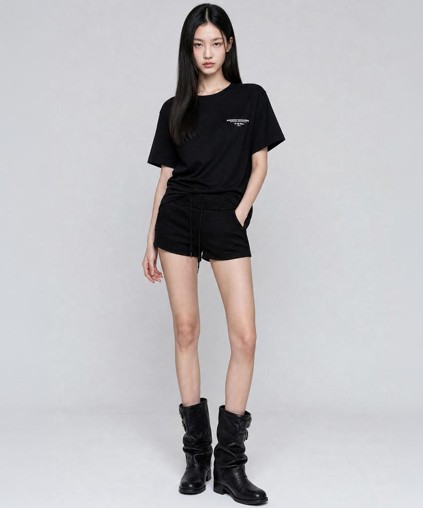 Lugkaeseuteu Eline Lettering Oversized T-Shirt_Black