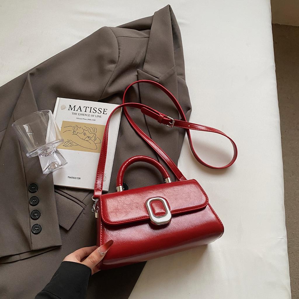 2025 New Hot-selling High-end Temperament Light Luxury Portable Small Square Bag Women's Versatile Fashion Simple Wind Messenger Bag