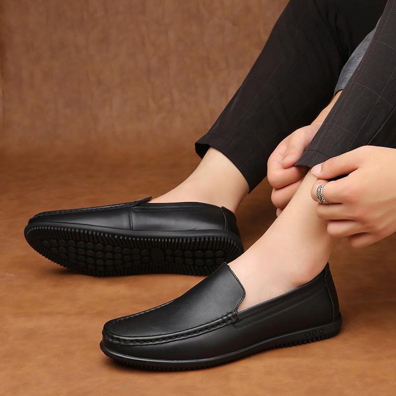 Newest Men Shoes Genuine Leather Mens Loafers Slip On Moccasins Formal Dress Casual Flats Fashion Driving Shoes Business Footwear