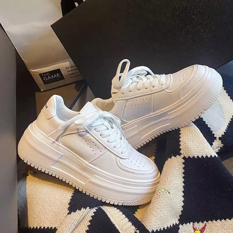 Platform white shoes women's 2025 new autumn breathable women's sports and leisure shoes children increase the height of 6cm board shoes explosion