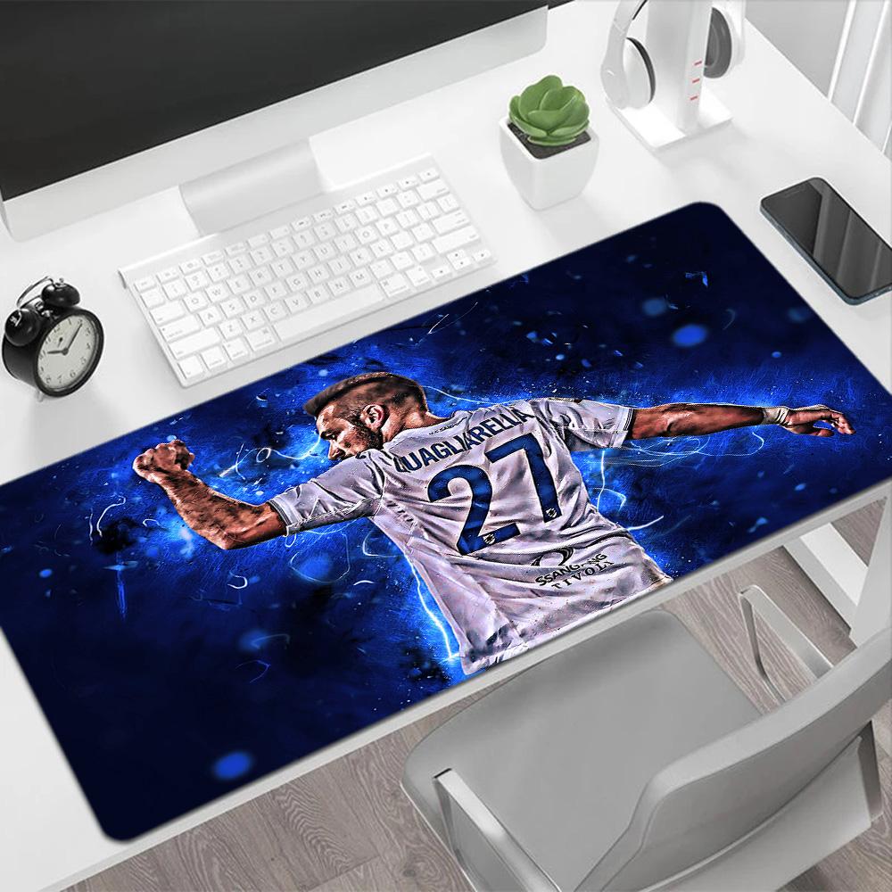 Sampdoria Player Celebration Large Mouse Pad Office Mouse Mats Study Desk Mat Non-Slip Rubber Bottom Suitable for Office Gaming PC Laptop