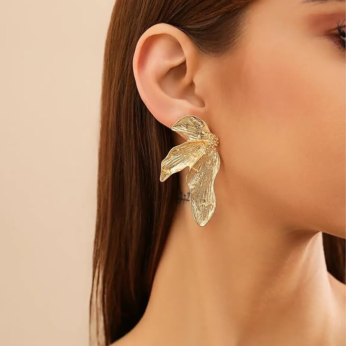 Chic Coquette Floral Earrings Gold Tone Women's 5.7*3 cm