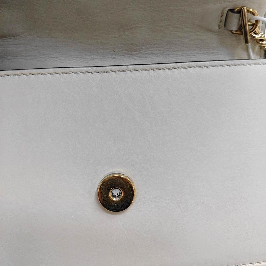 [Pre-Owned] Sylvie Gold Buckle Striped Web Chain Leather Mini Square Crossbody Bag - Good #1JODX7F