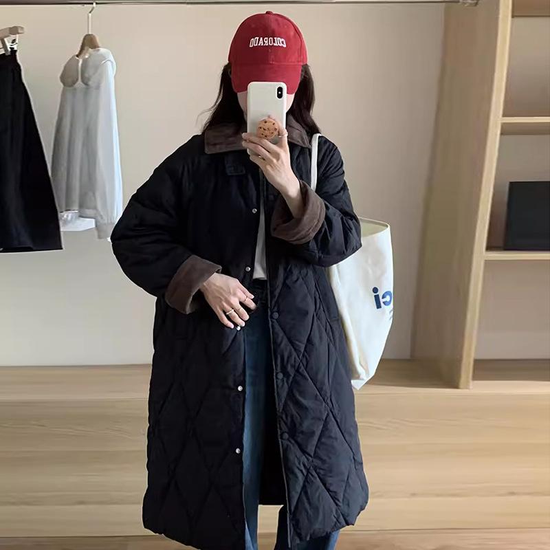 

Женский длинный пуховик из вельвета с белым утиным пухом, новый зимний 2025 года, с лацканами, ромбовидной стежкой, теплый до колена, большого размера S чёрный
