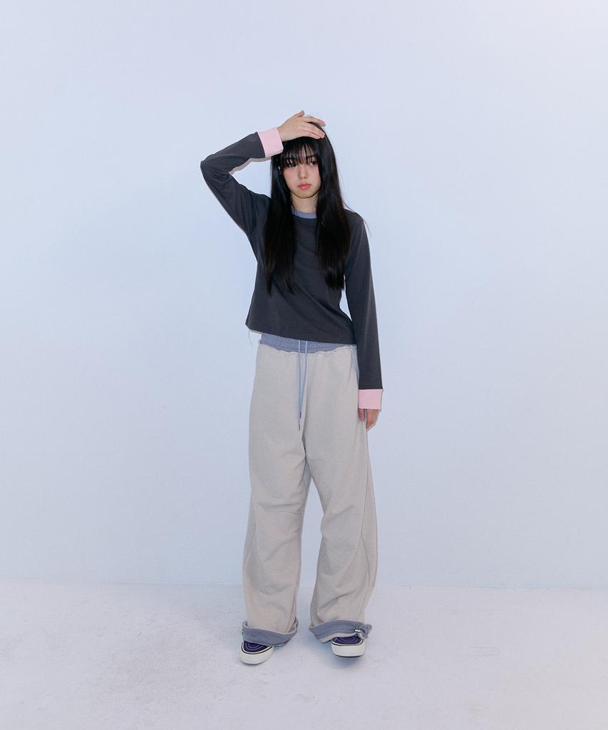 Peulleoti Cut Line Wide Sweatpants (Beige)