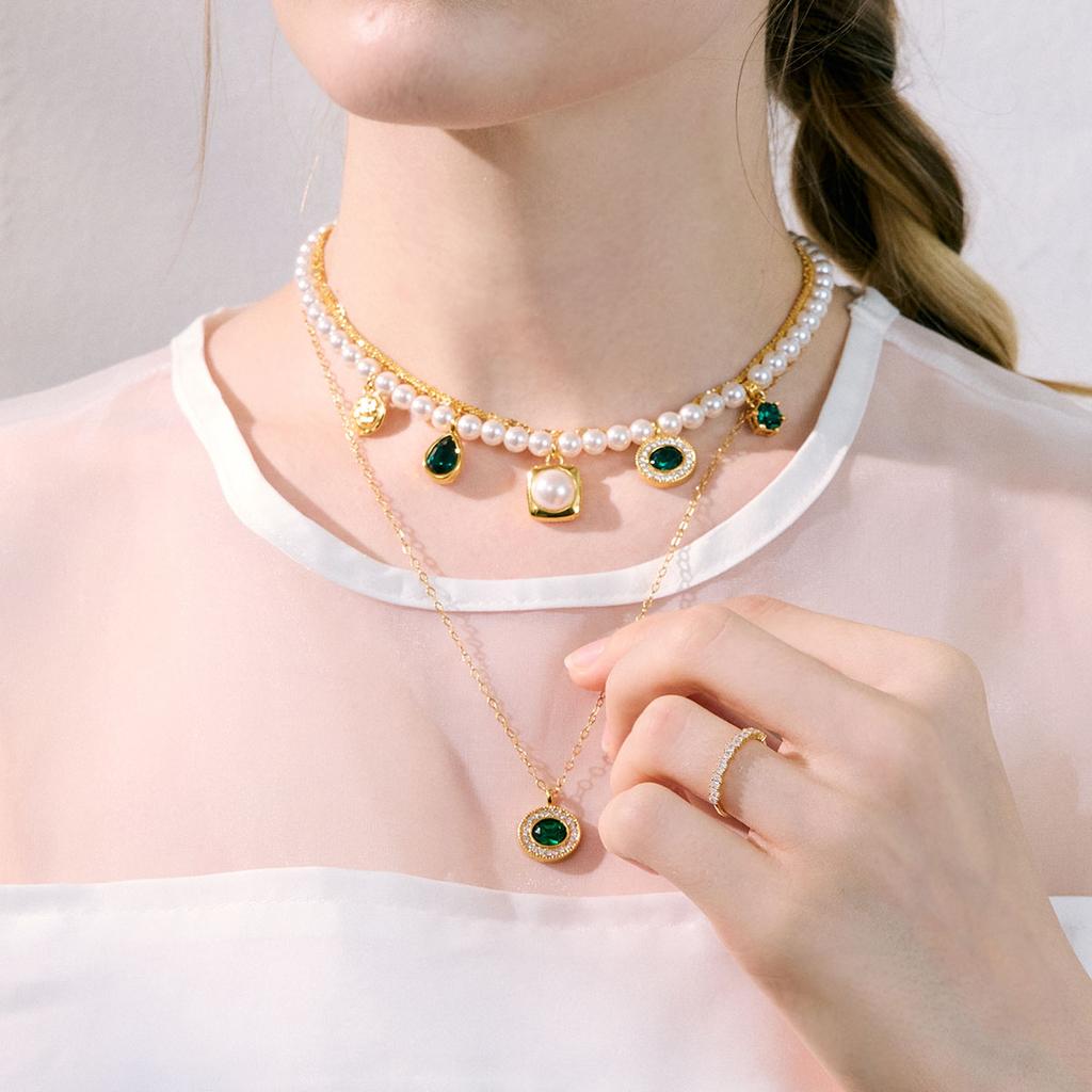 Mezmic Emerald Object Chain Necklace