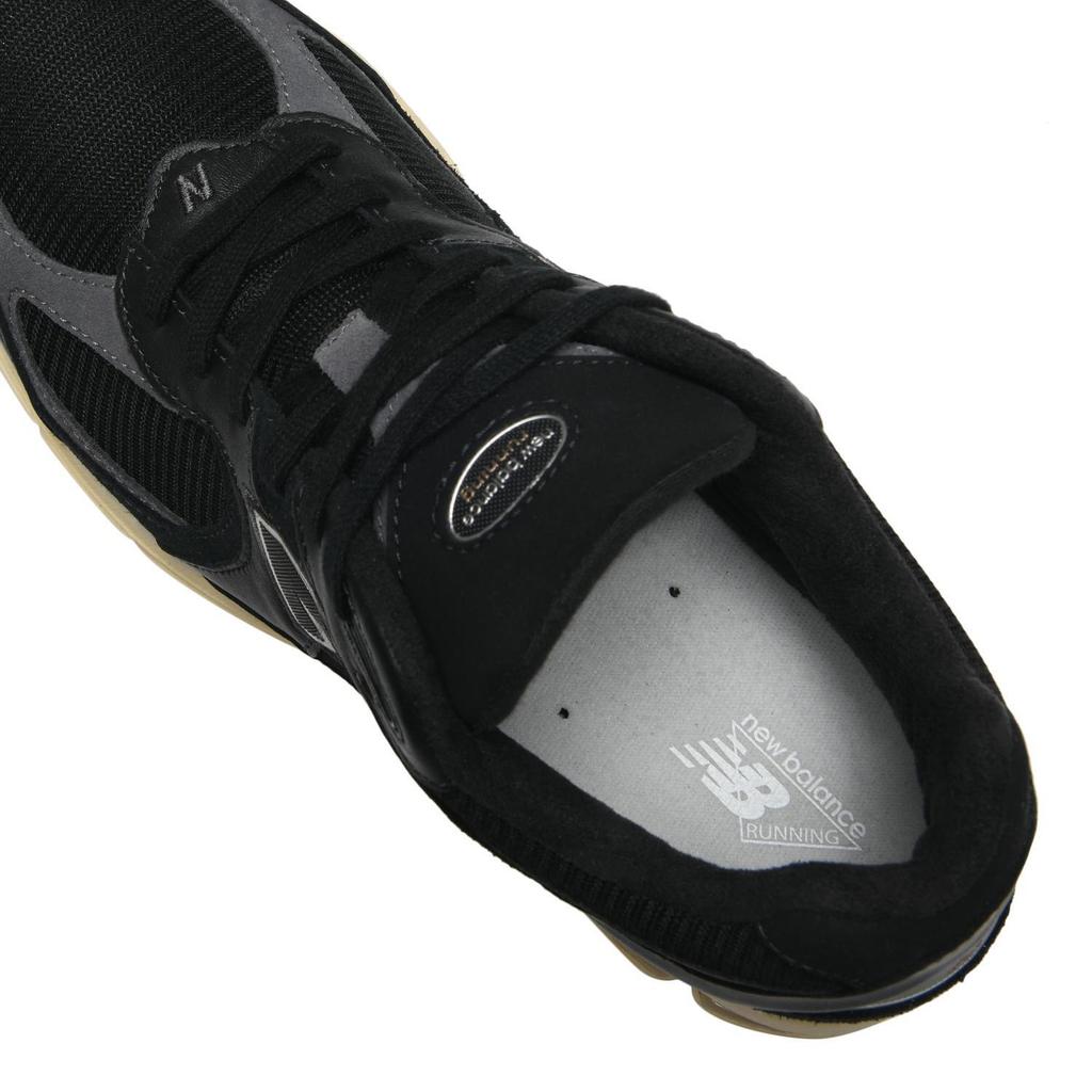 M2002RIB New Balance 2002R Vintage Black (Men's)