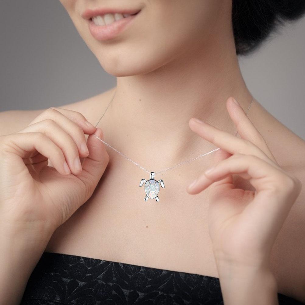 Women Animal Necklace Charm Cute Sweater Necklace Turtle Pendant Necklace Ornament for Women Girls