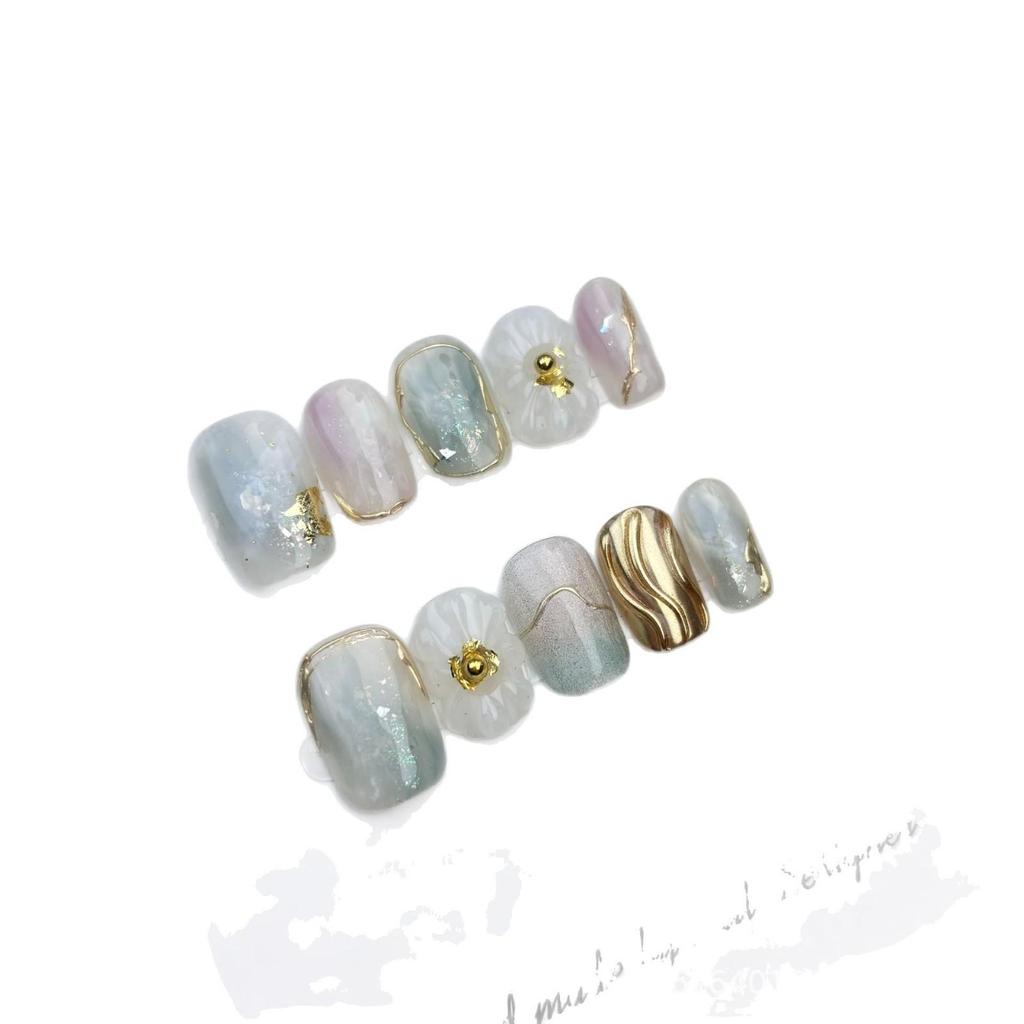 Aurora Dream Iridescent Crystal Cat Eye Nails: Super Shiny Crushed Diamond Effect