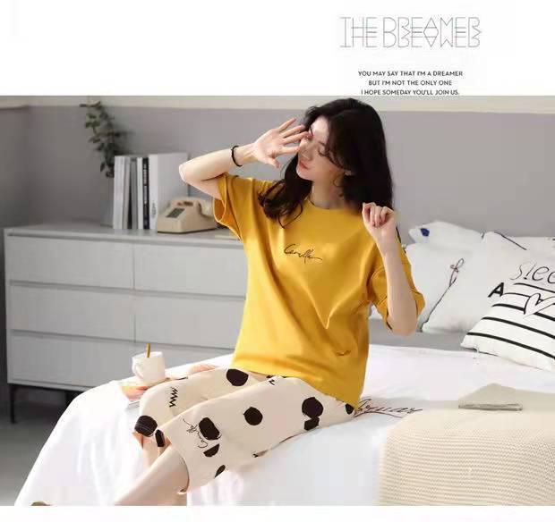 Women's Summer Plaid Capri Pants and Short-Sleeve Top Set - Plus Size Literary Style Homewear