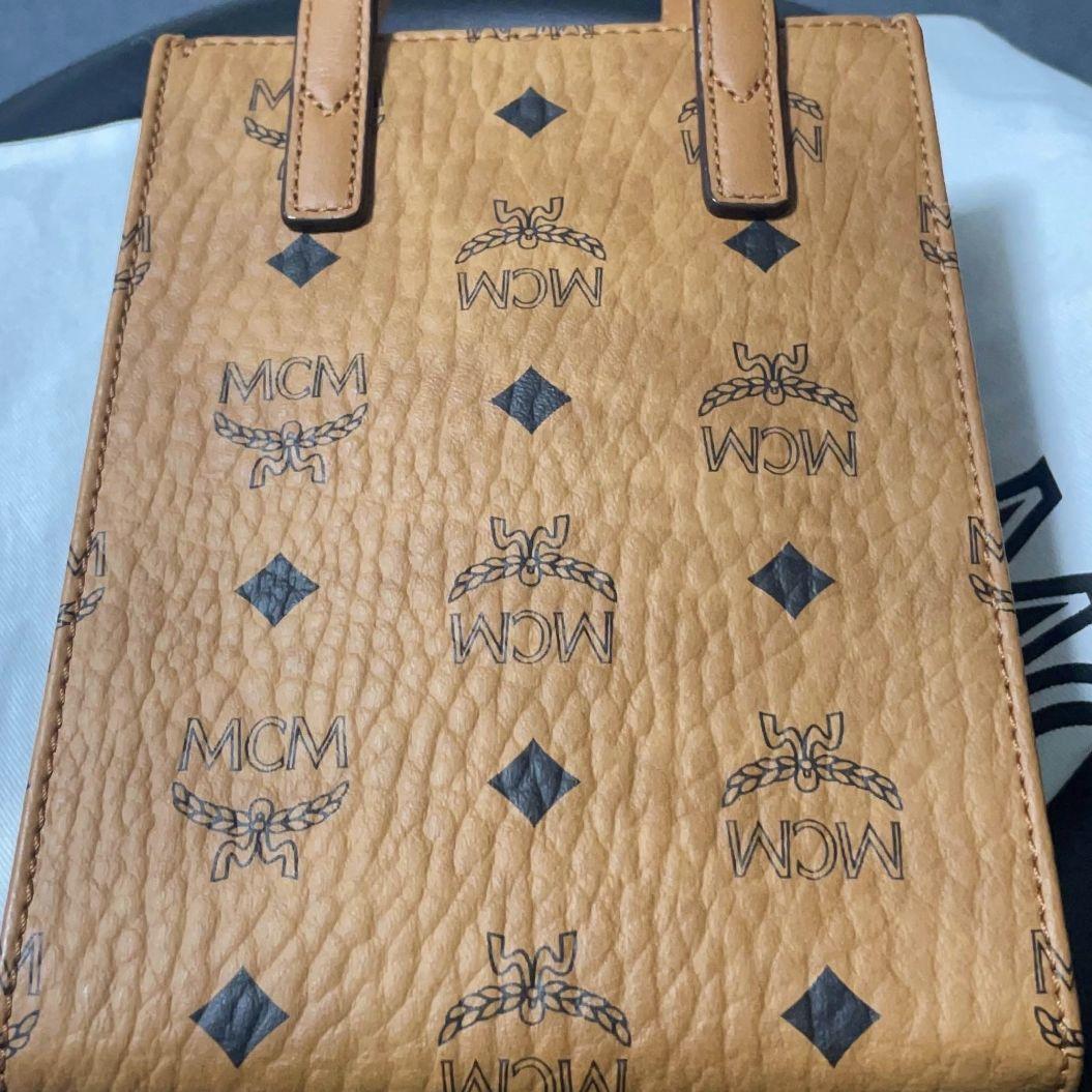 [Pre-Owned] Klassik Visetos Monogram Print Faux Leather Music Score Phone Tote Shopping Bag Crossbody Handbag Mini - Excellent #11E6HRT ONE SIZE