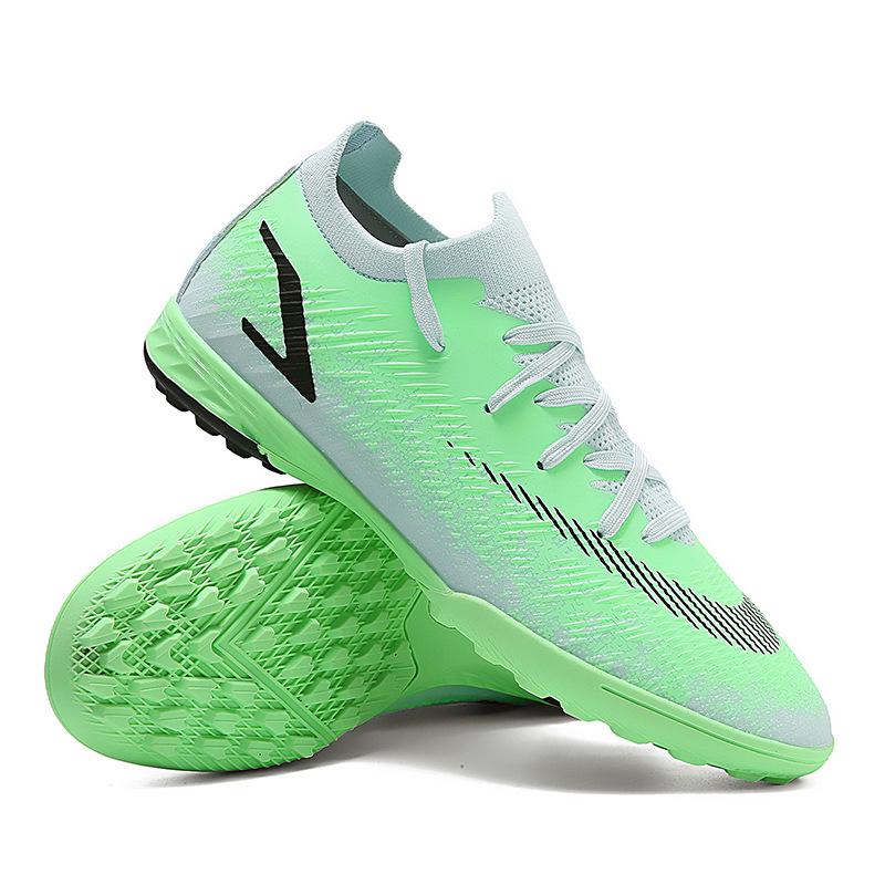 

New breathable football shoes, boys and girls, teenagers, students, spikes, AG spikes, outdoor high-top football shoes, spot 35