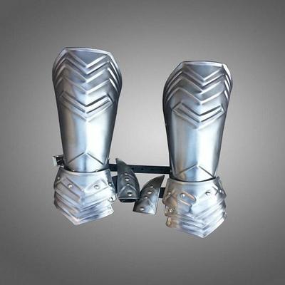 Acier noirci de paire de brassards / armure de cosplay pour vêtements de GN - brassards métalliques, guerrier fantastique, costume de lerp, chevalier médiéval de la Renaissance