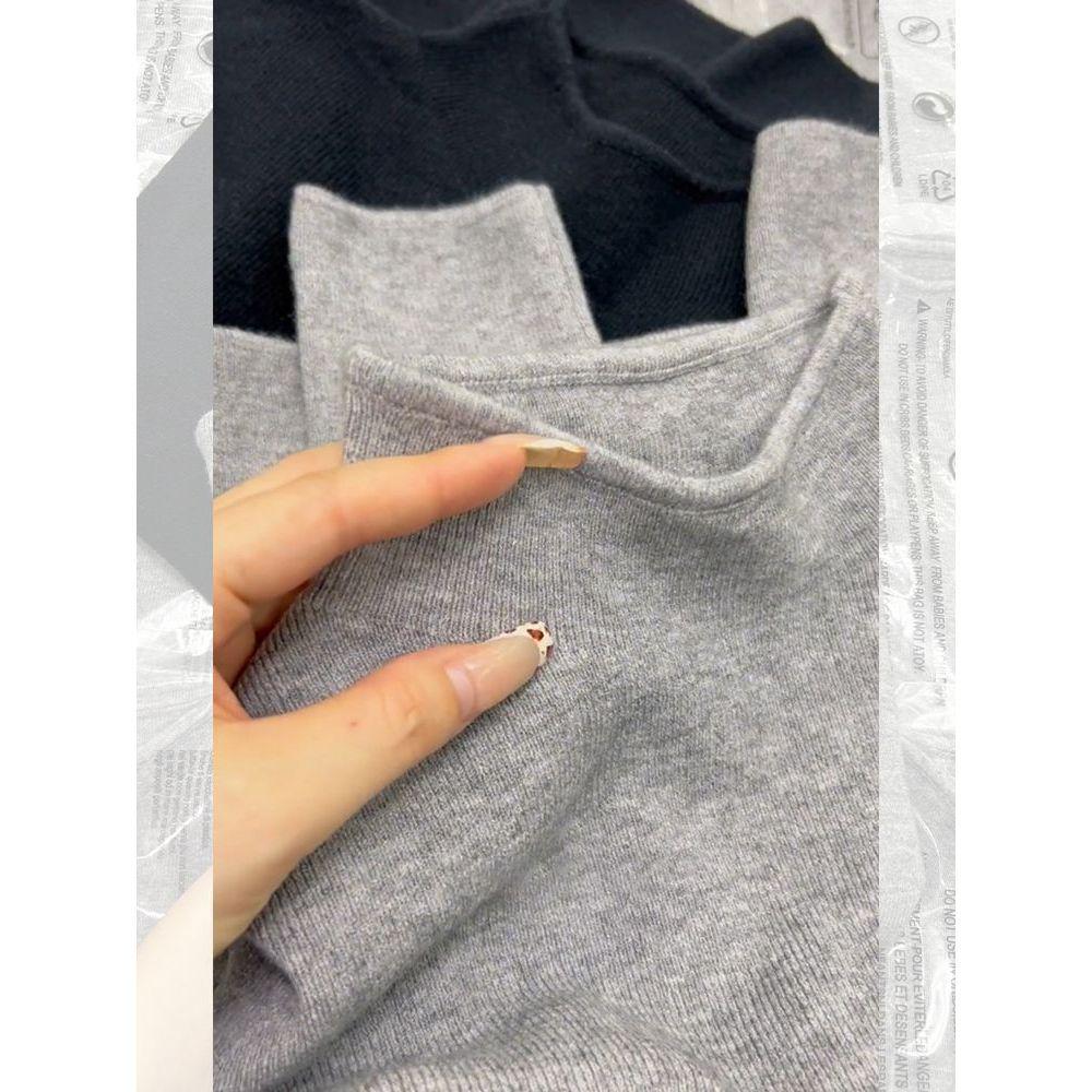 Don't Miss Out! Women's Slim-Fit High-Neck Grey Sweater with Base Layer – Warm, Knitted Autumn/Winter Style Top.