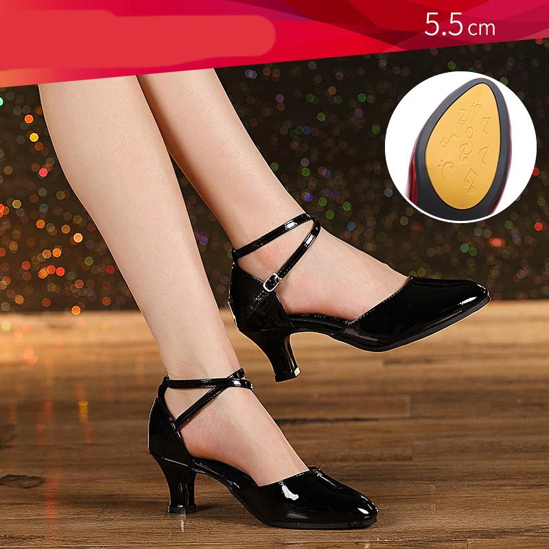 Sapatos de Dança Latina de Couro com Glitter para Mulheres Bico Fechado Sola Macia Sapatos de Salsa Modernos Sapatos de Dança de Salão Tango