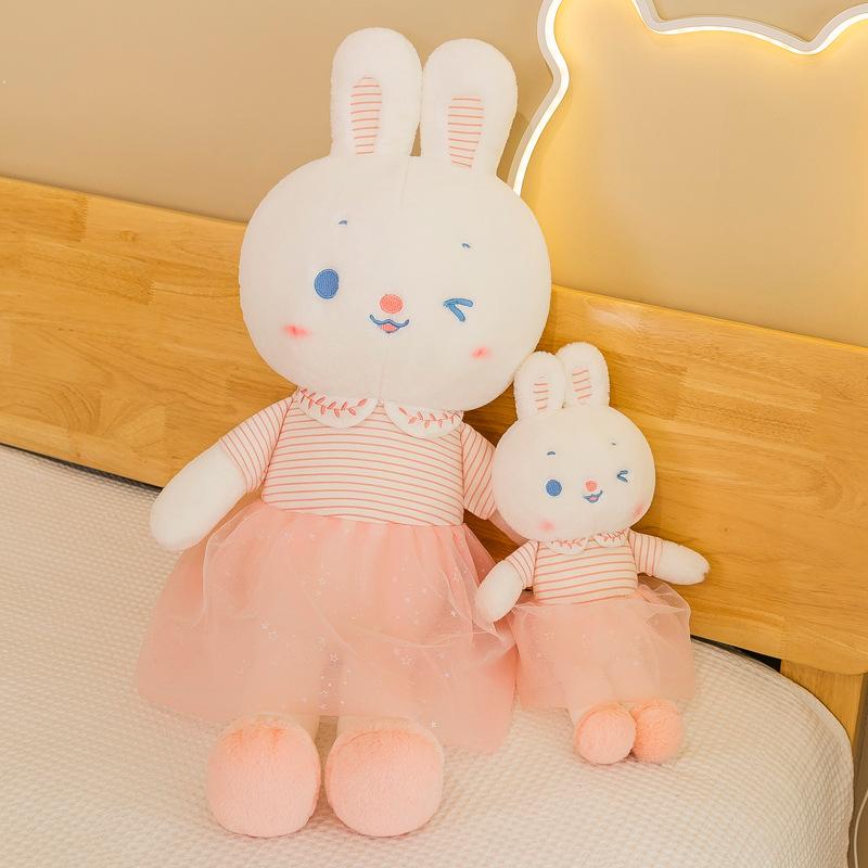 

Новая креативная милая плюшевая игрушка-кролик, кукла-кролик в юбке, подушка для бросания, детская кукла, успокаивающая тряпичная кукла 45cm 0.15kg