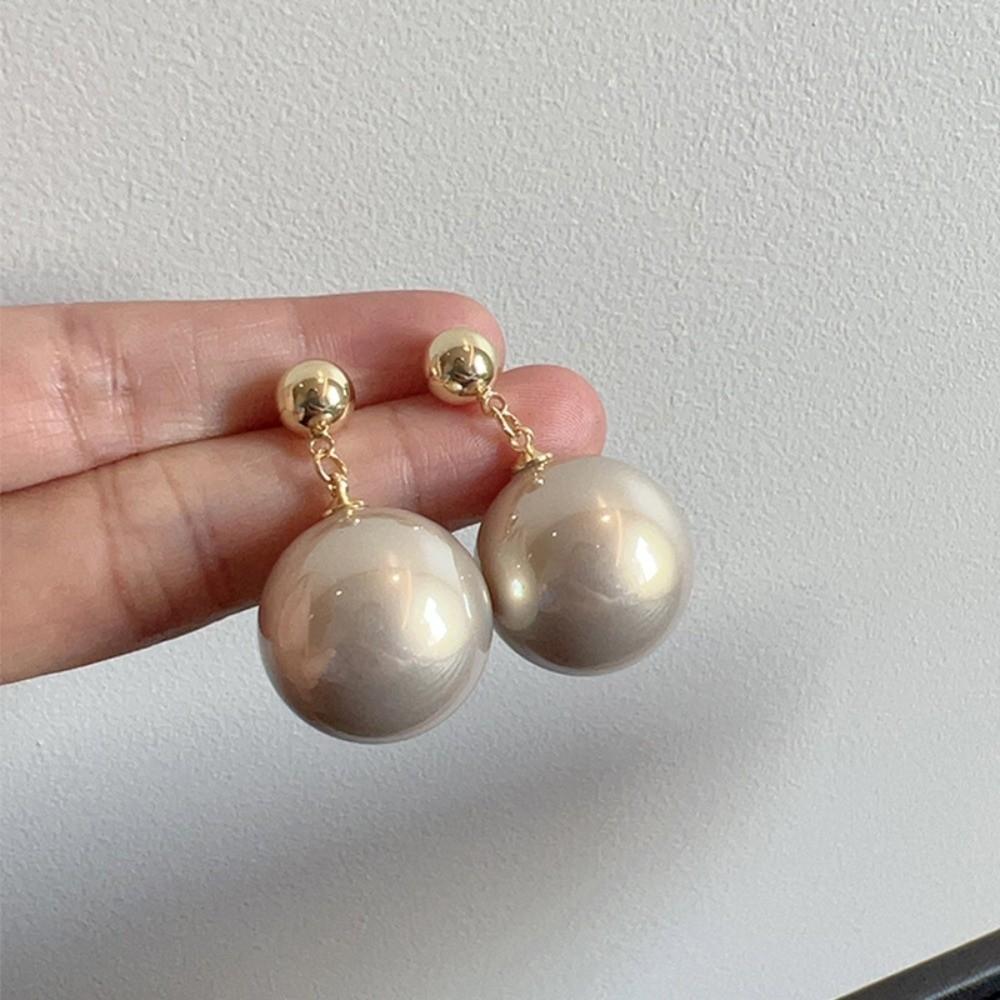 

Elegant Round Shape Simulated Pearls Earrings Hanging Drop Jewelry Drop Earrings Vintage Earrings Daily Wear золотий