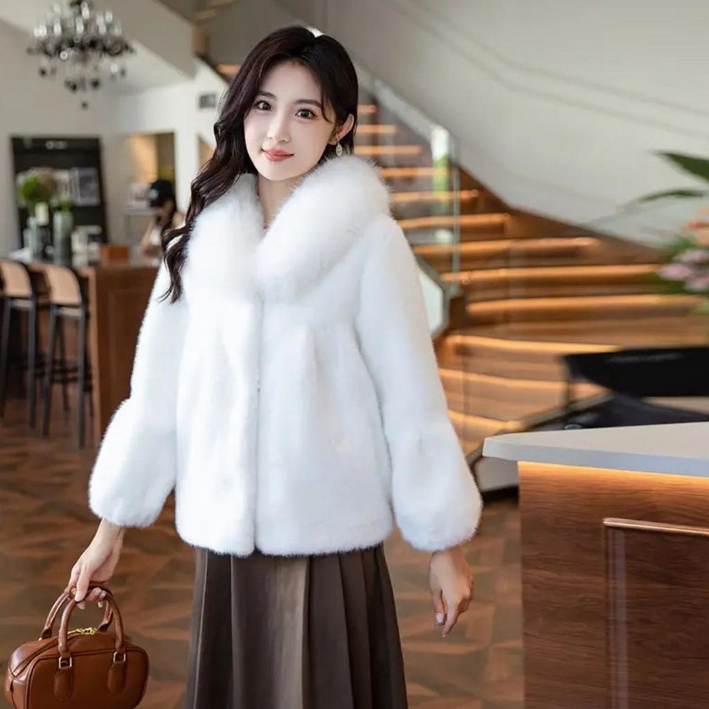 Autumn Winter Short Jacket Thick Warm Faux Fur Collar Elegant Female Warm Outerwear