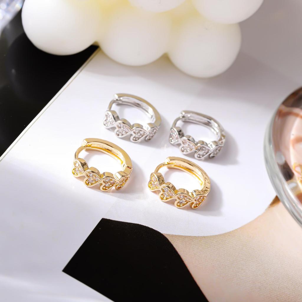 Elegant Heart Shape Earrings: Japanese-Korean Design, Exquisite Craftsmanship, High-End Accessory