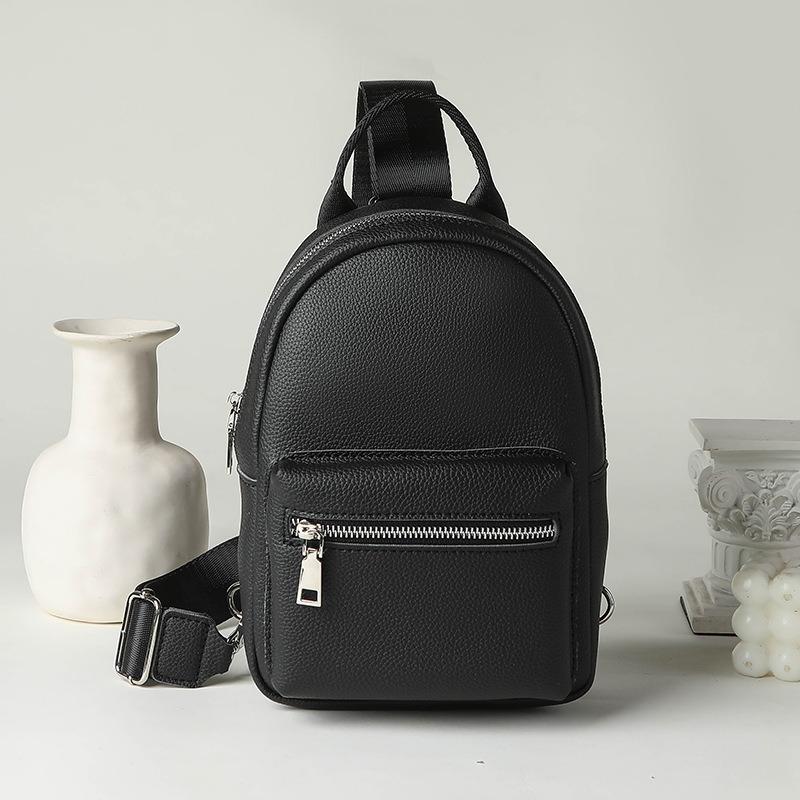 Женская сумка на пояс через плечо с полной грудью чёрный