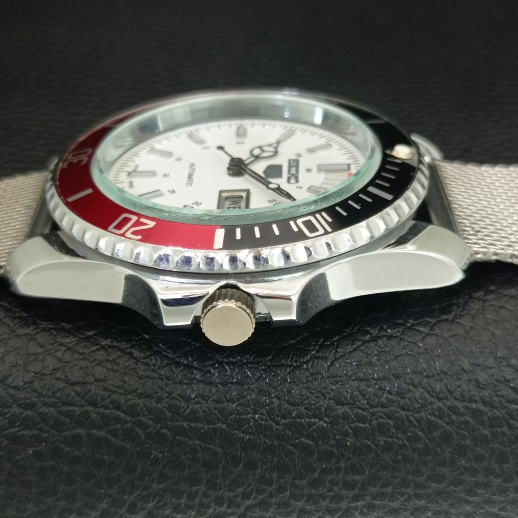VINTAGE SEIKO 5 AUTOMATIC REFURBISHED JAPAN MENS MOVABLE BEZEL WATCH A443315-1