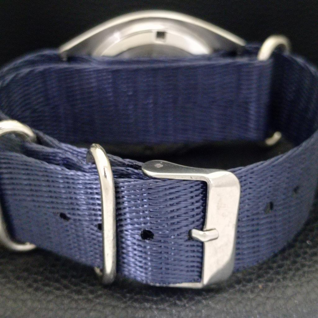 VINTAGE SEIKO 5 AUTOMATIC JAPAN 7009A MENS BLUE COLOR DIAL WATCH A702109-5 R208-a702109