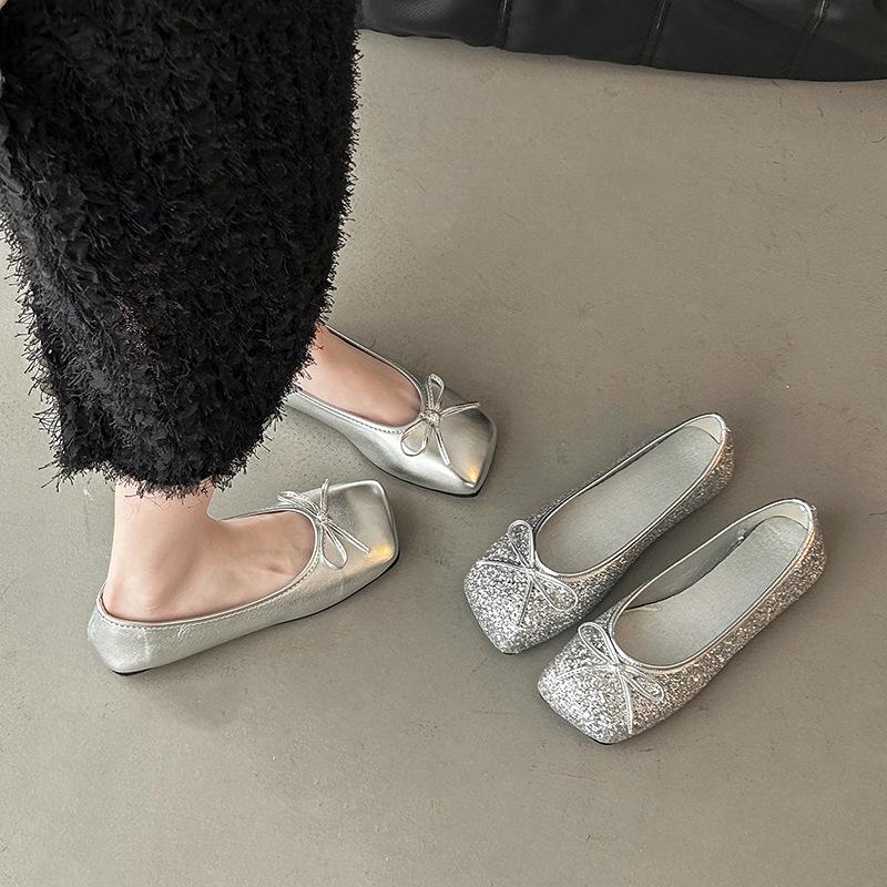 Chaussures Xiaoxiangfeng Doudou Ballerines argentées pour femmes ~ Petites chaussures en cuir scintillantes ~ Chaussures simples Mary Jane au printemps et en été
